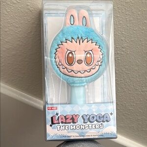 Pop Mart Lazy Yoga Monster Hair Brush•
